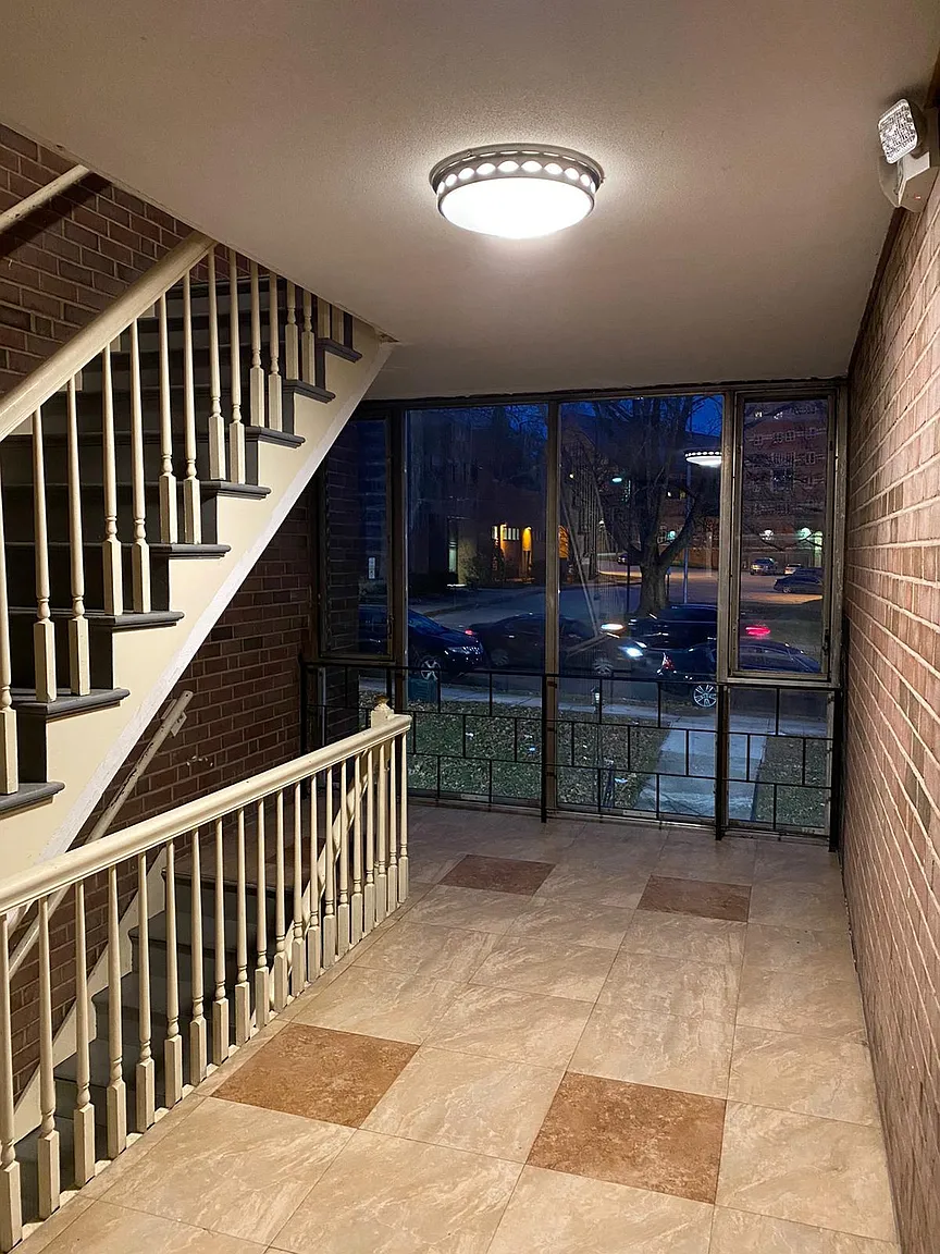 Entry at Premium Apartments